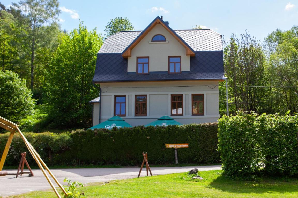 Turistická ubytovna U Tlusťocha Malá Skála Exteriér fotografie